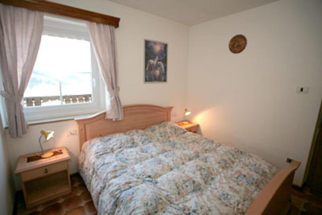 Villetta Panorama Apartman Canazei Szoba fotó