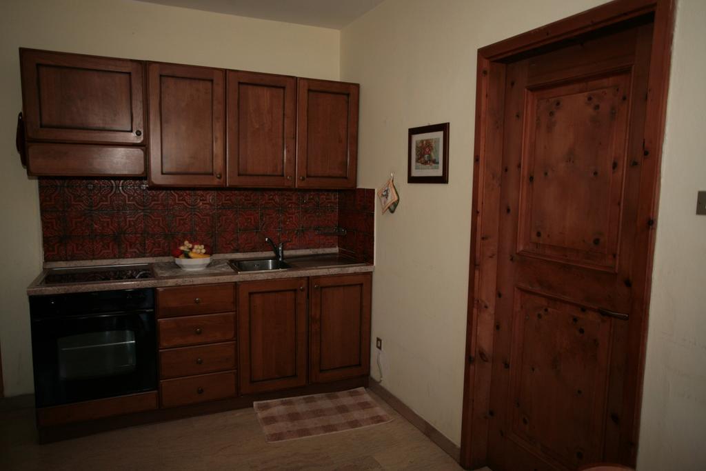 Villetta Panorama Apartman Canazei Szoba fotó